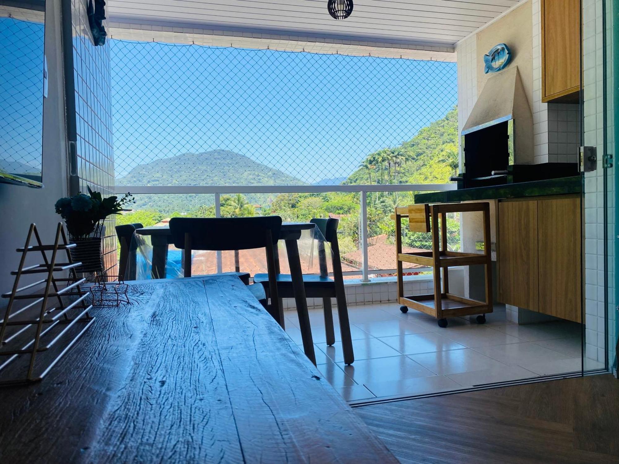Apto Com Ar-cond E Piscina A 100 M Da Enseada Apartamento Ubatuba