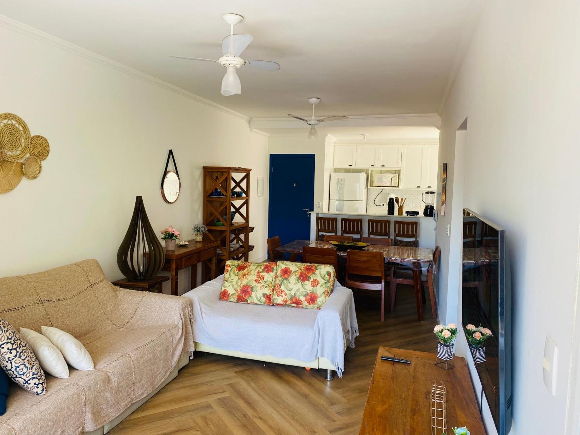 Apartamento Apto Com Ar-cond E Piscina A 100 M Da Enseada *