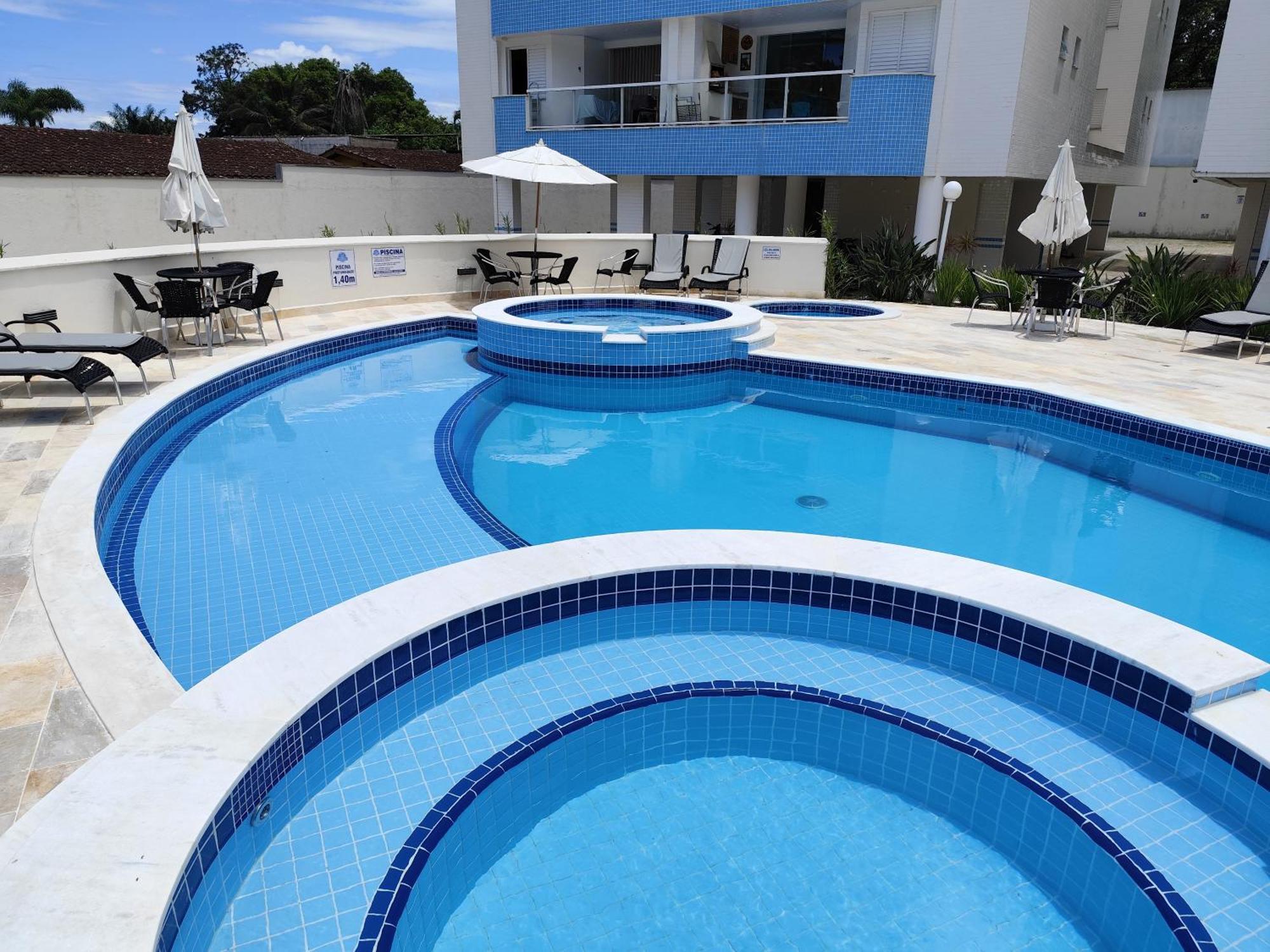 Apto Com Ar-cond E Piscina A 100 M Da Enseada Apartamento Ubatuba
